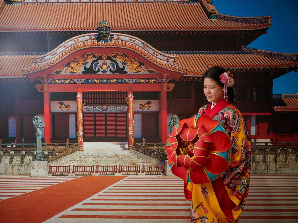 Hotel Murasakimura Yomitan Buitenkant foto